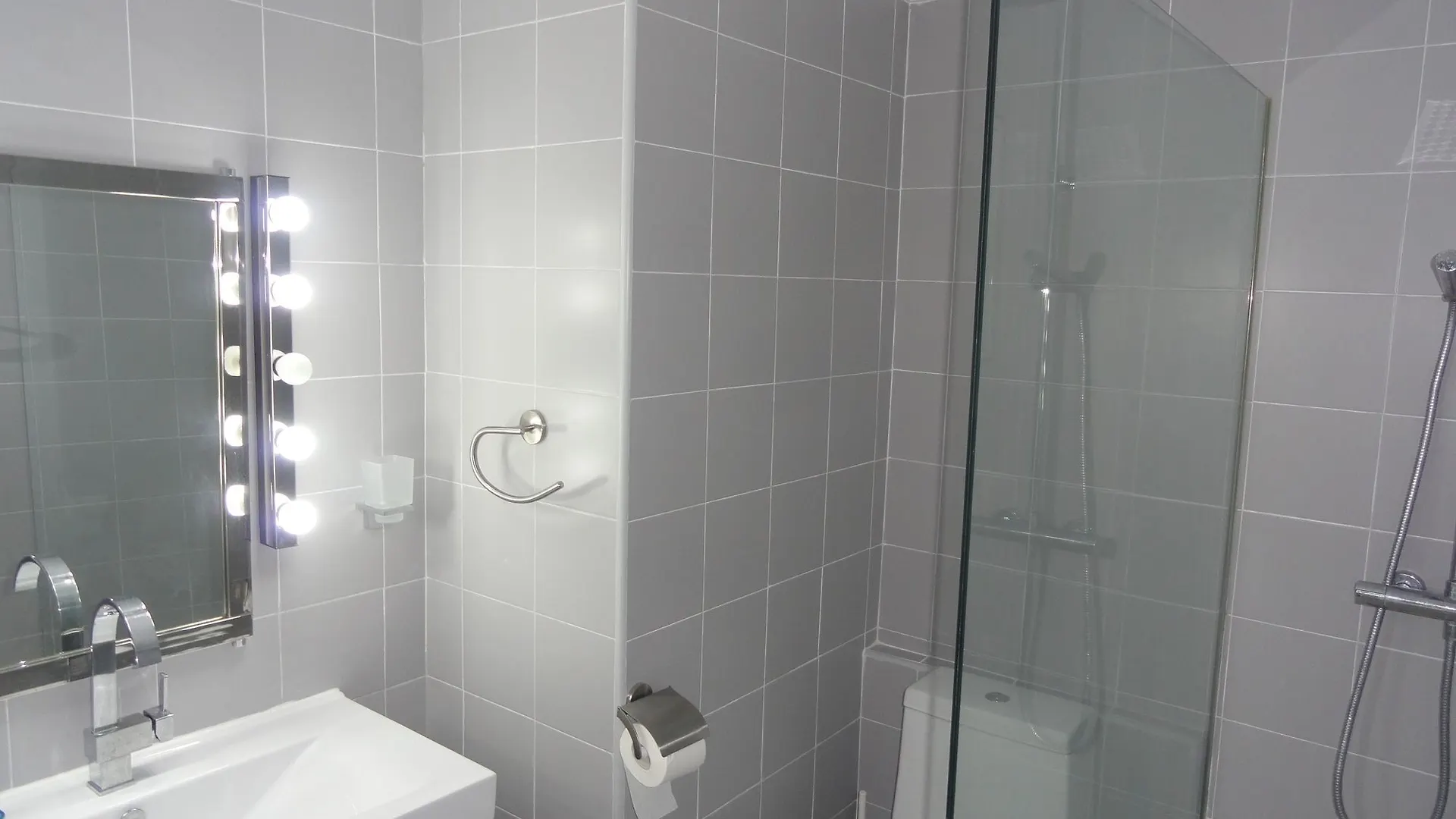 Skol Apartments Marbella